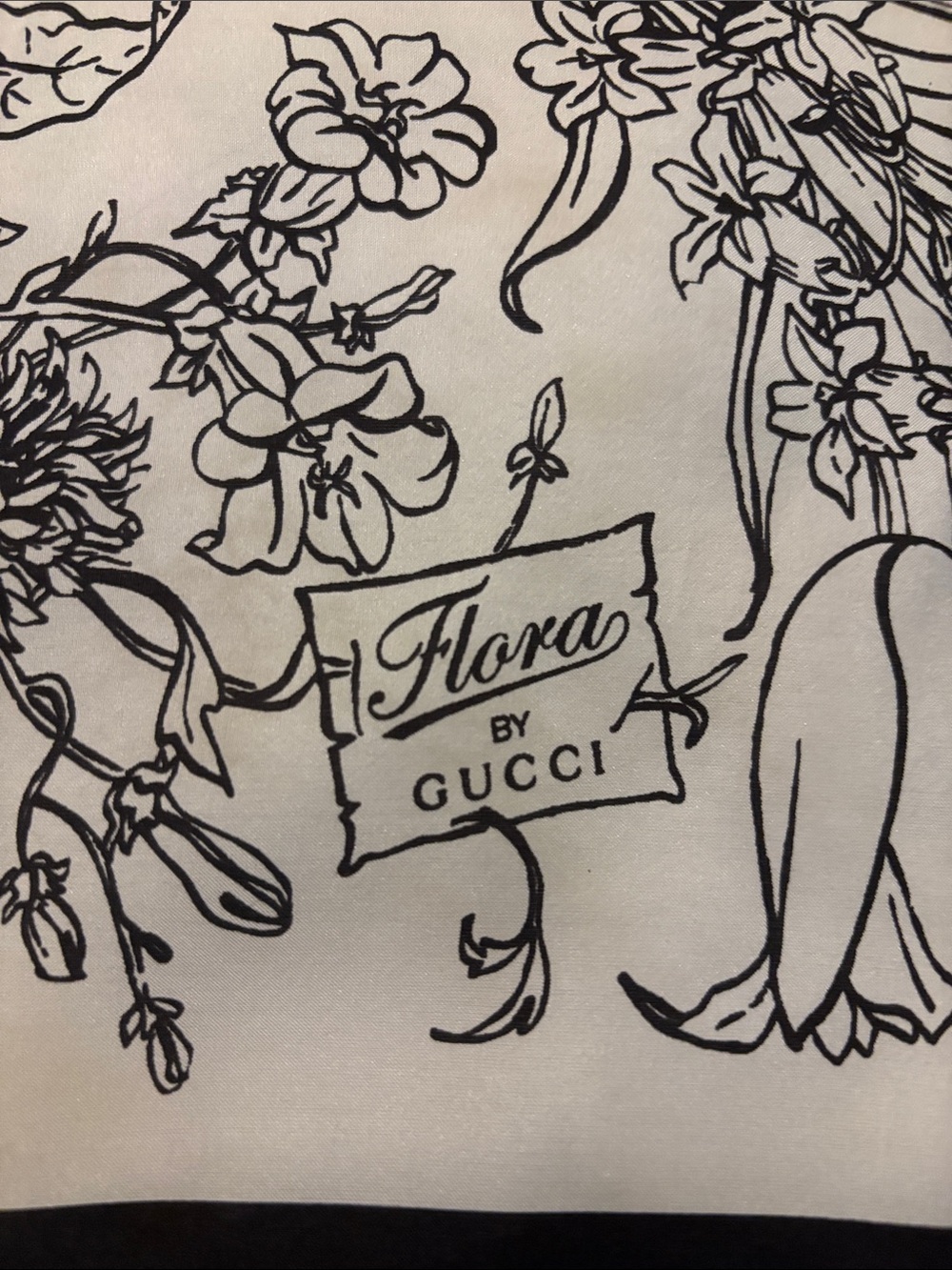 Gucci Flora Silk Scarf - Picture 3 of 6
